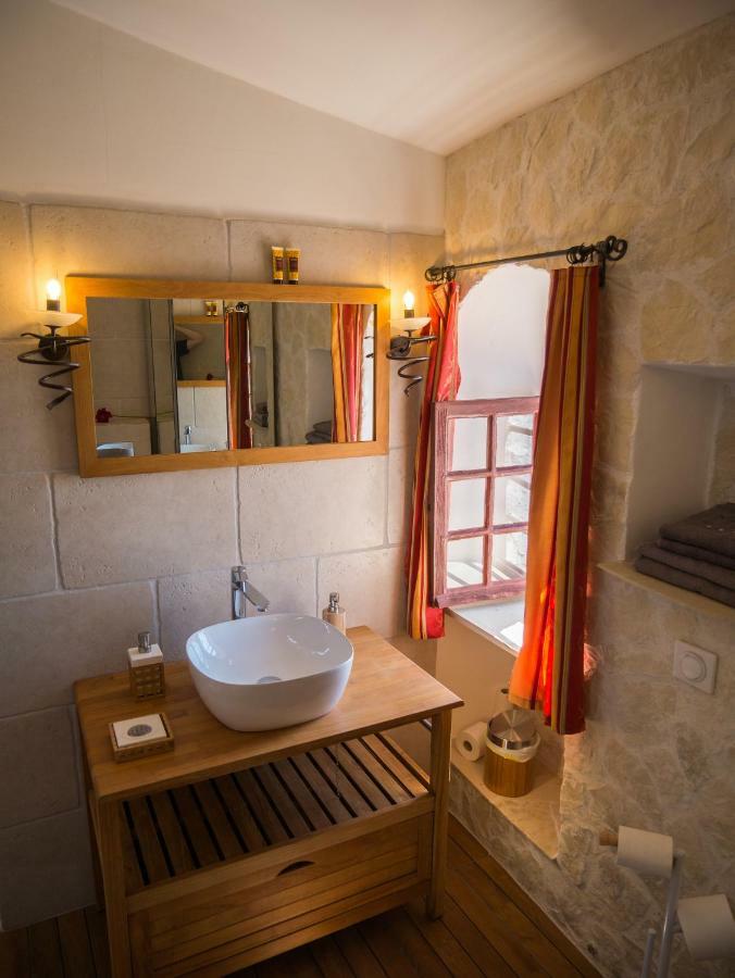 Eze Monaco Middle Of Old Town Of Eze Vieux Village Romantic Hideaway With Spectacular Sea View Eksteriør billede